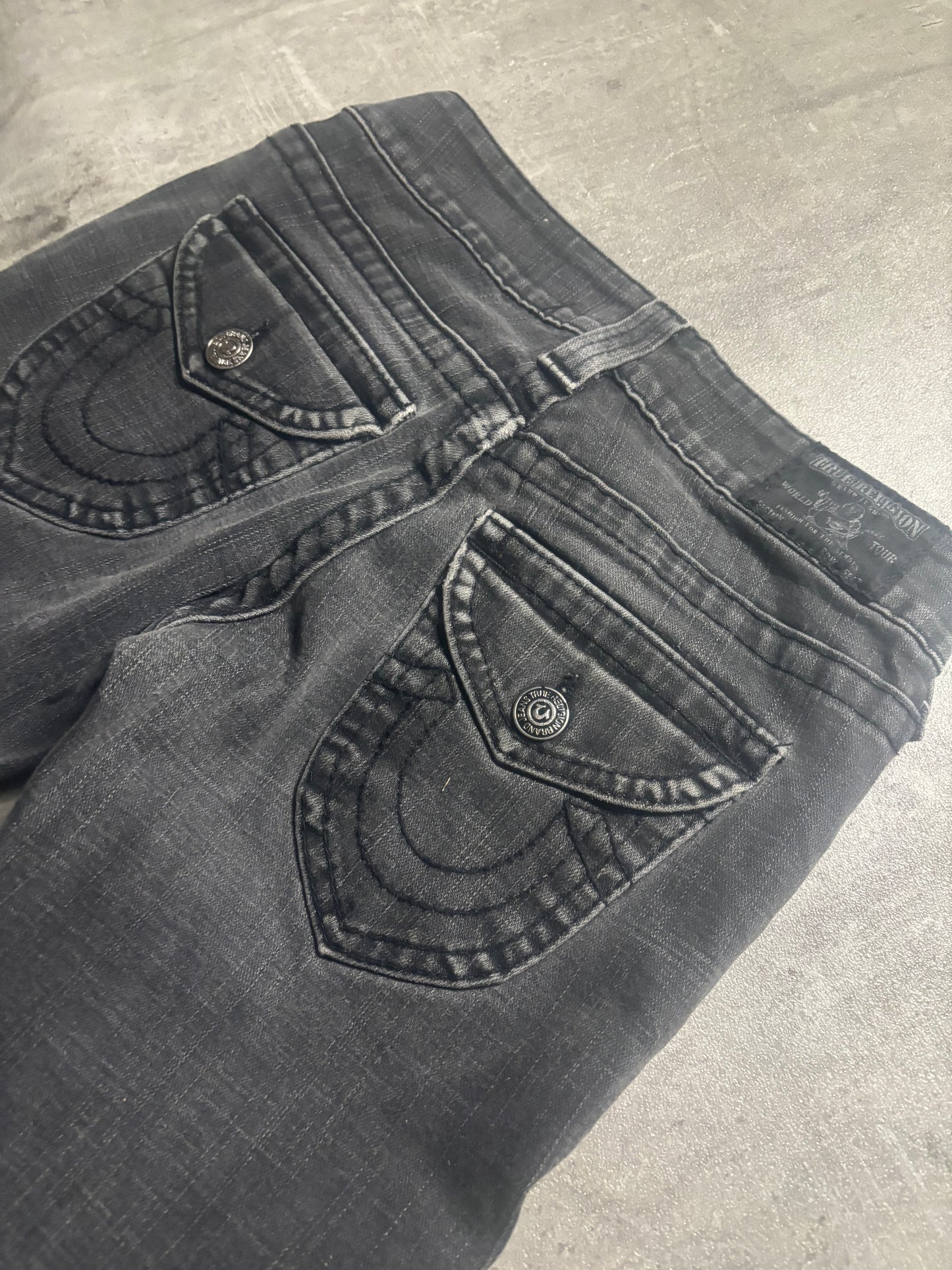 True religion straight jeans / W25