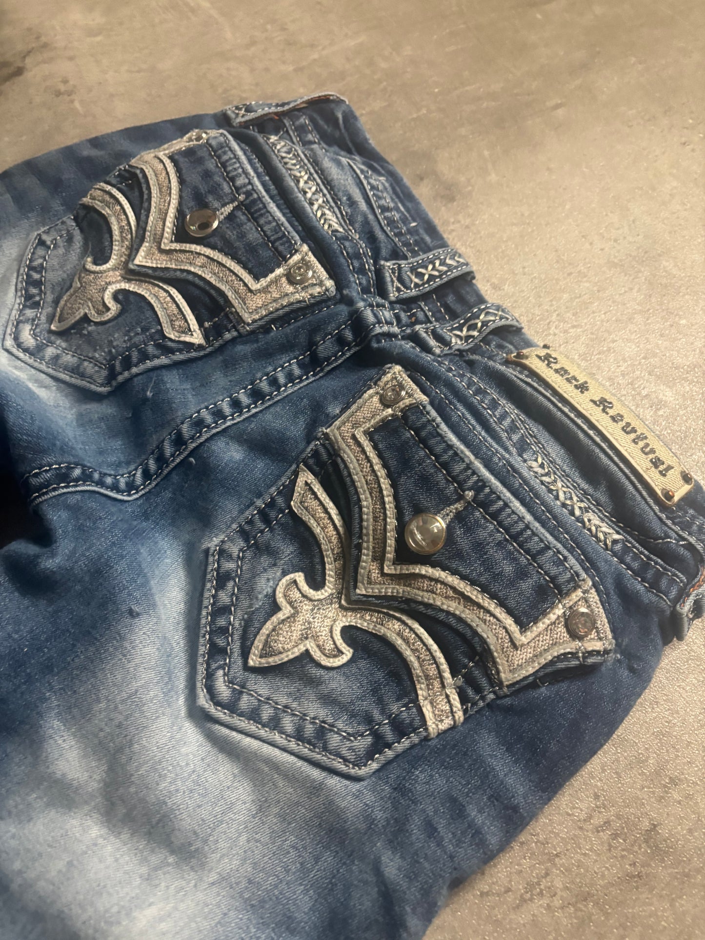 Rock Revival straight jeans / W27