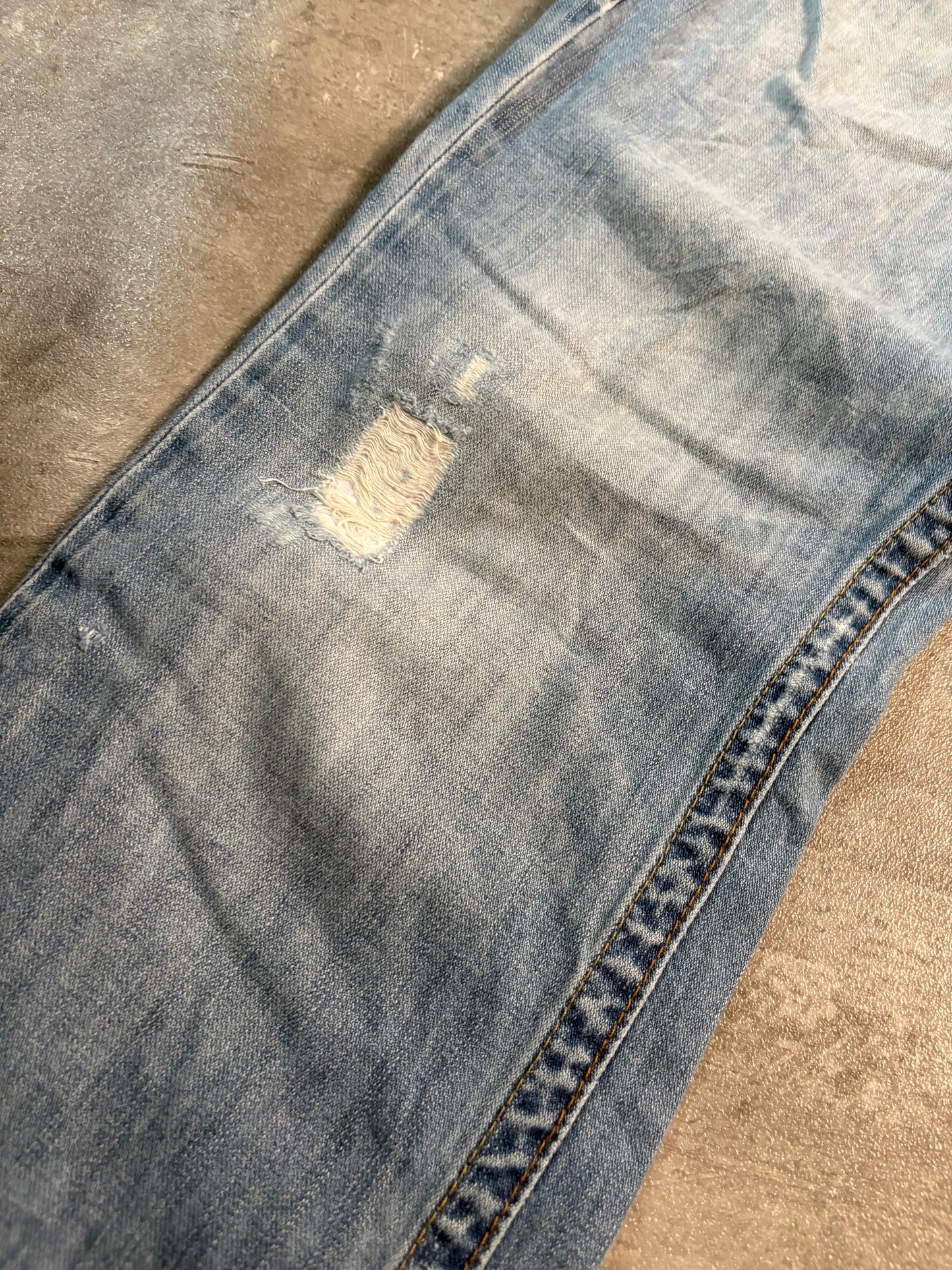 True Religion straight jeans / W32
