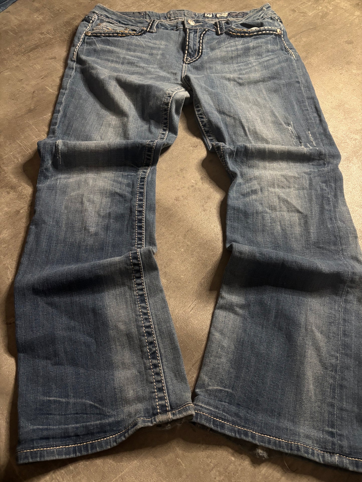 Miss Me bootcut jeans / W34