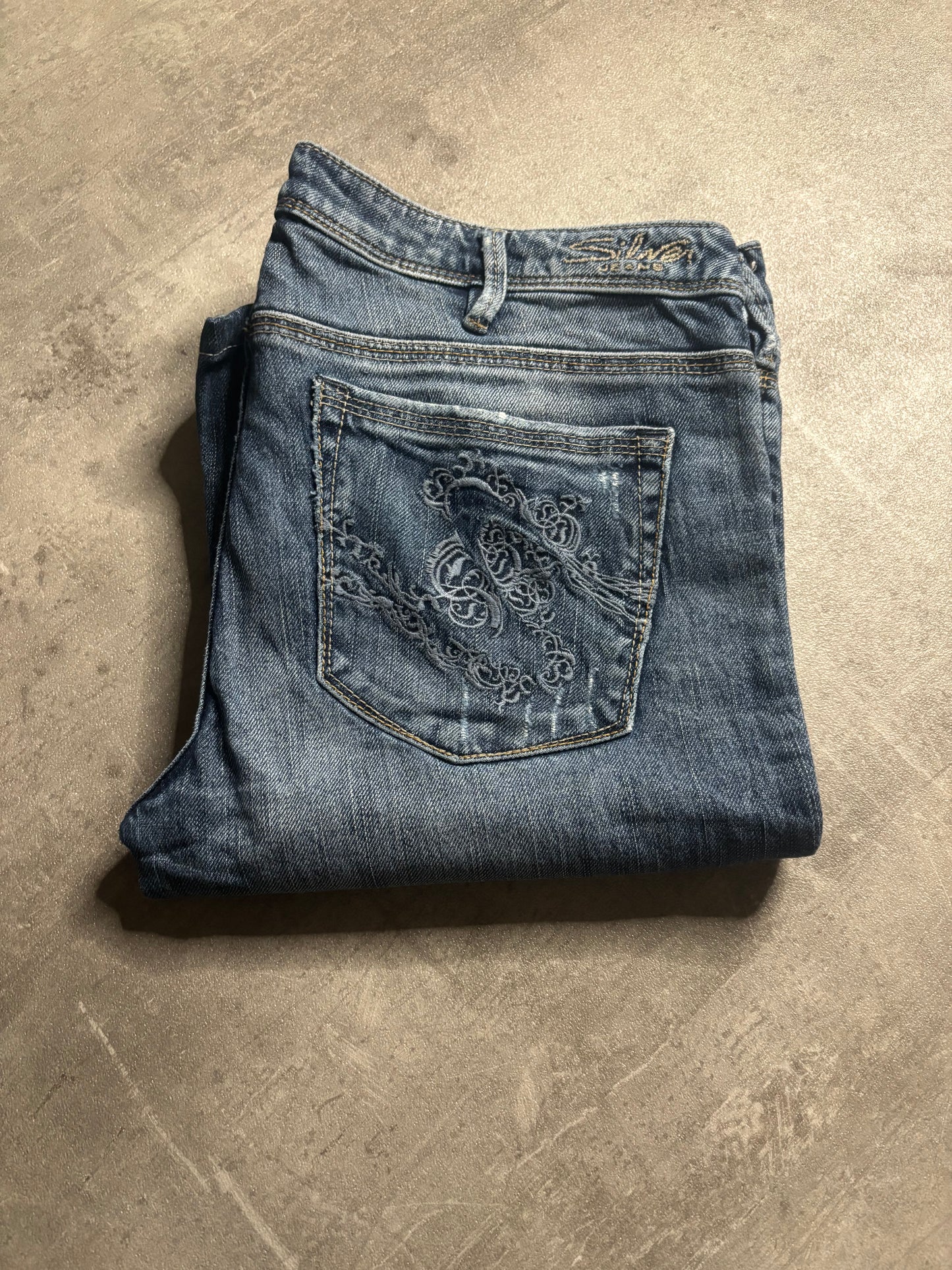 Silver bootcut jeans / L