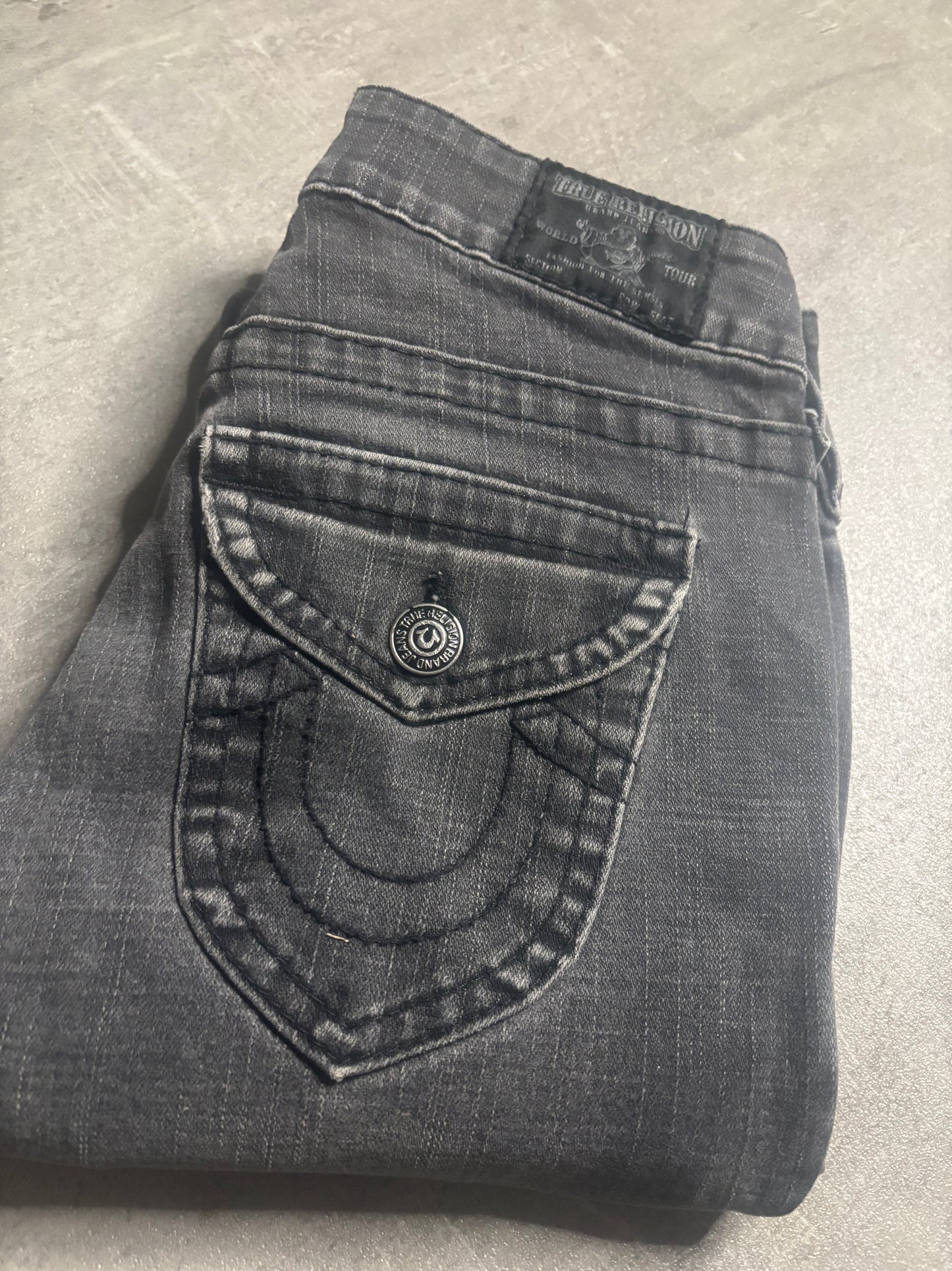 True religion straight jeans / W25
