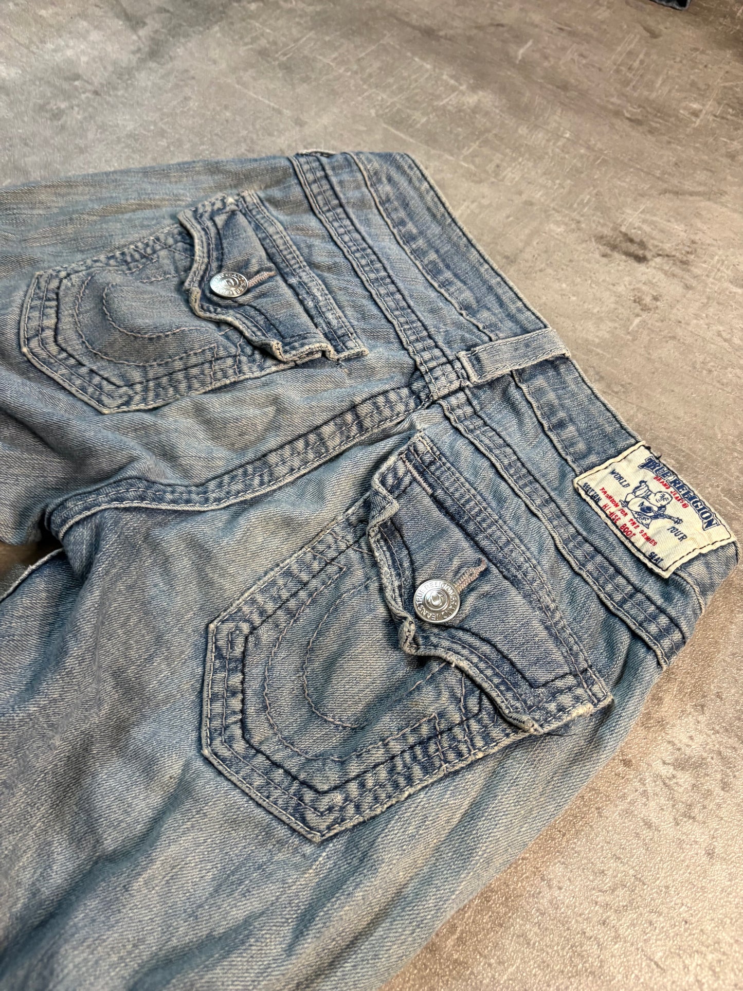 True Religion bootcut jeans / W24