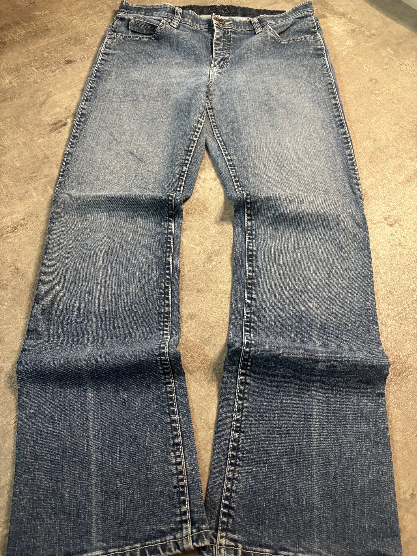 Wrangler bootcut jeans / L