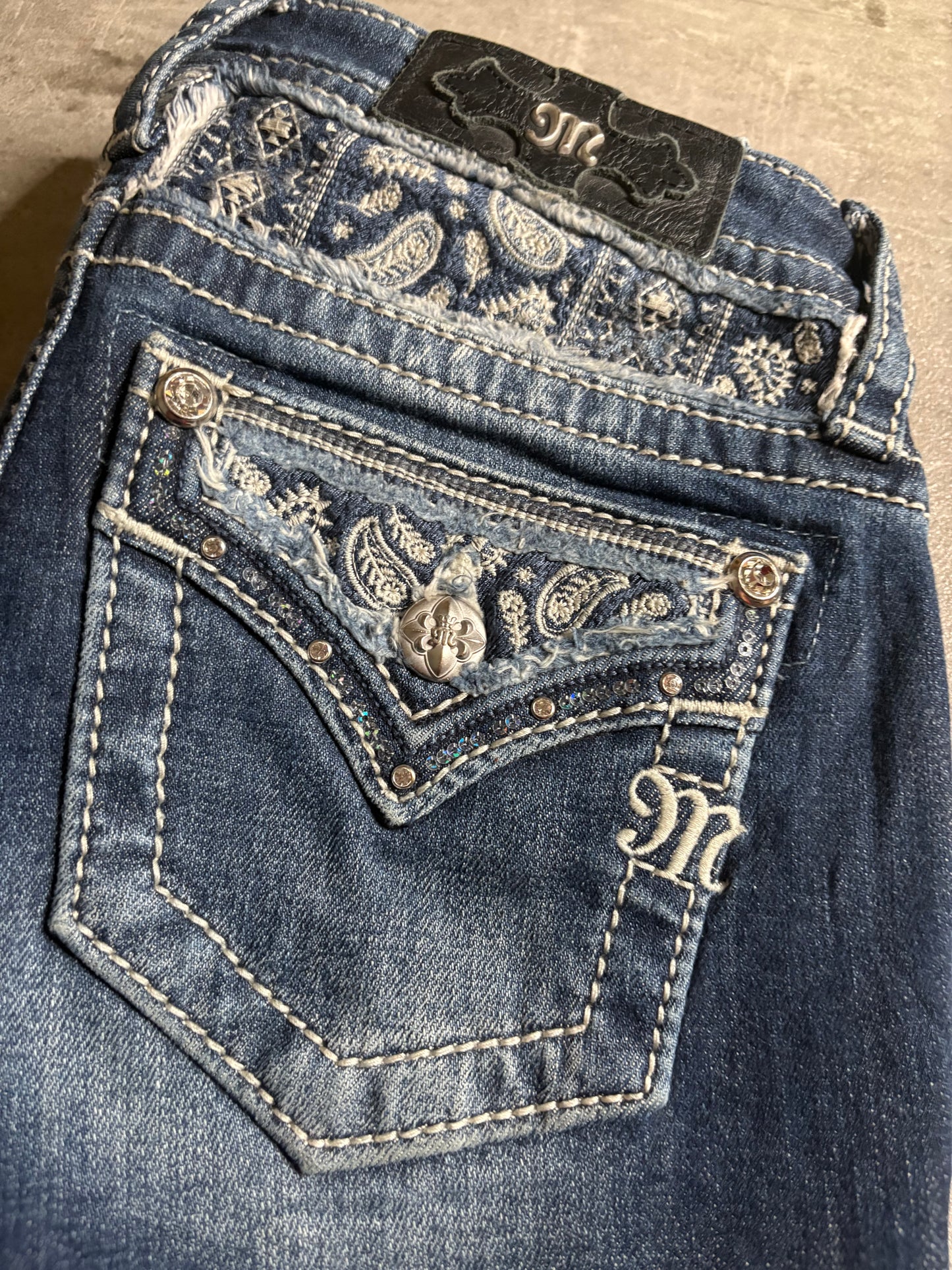 Miss me bootcut jeans / W24