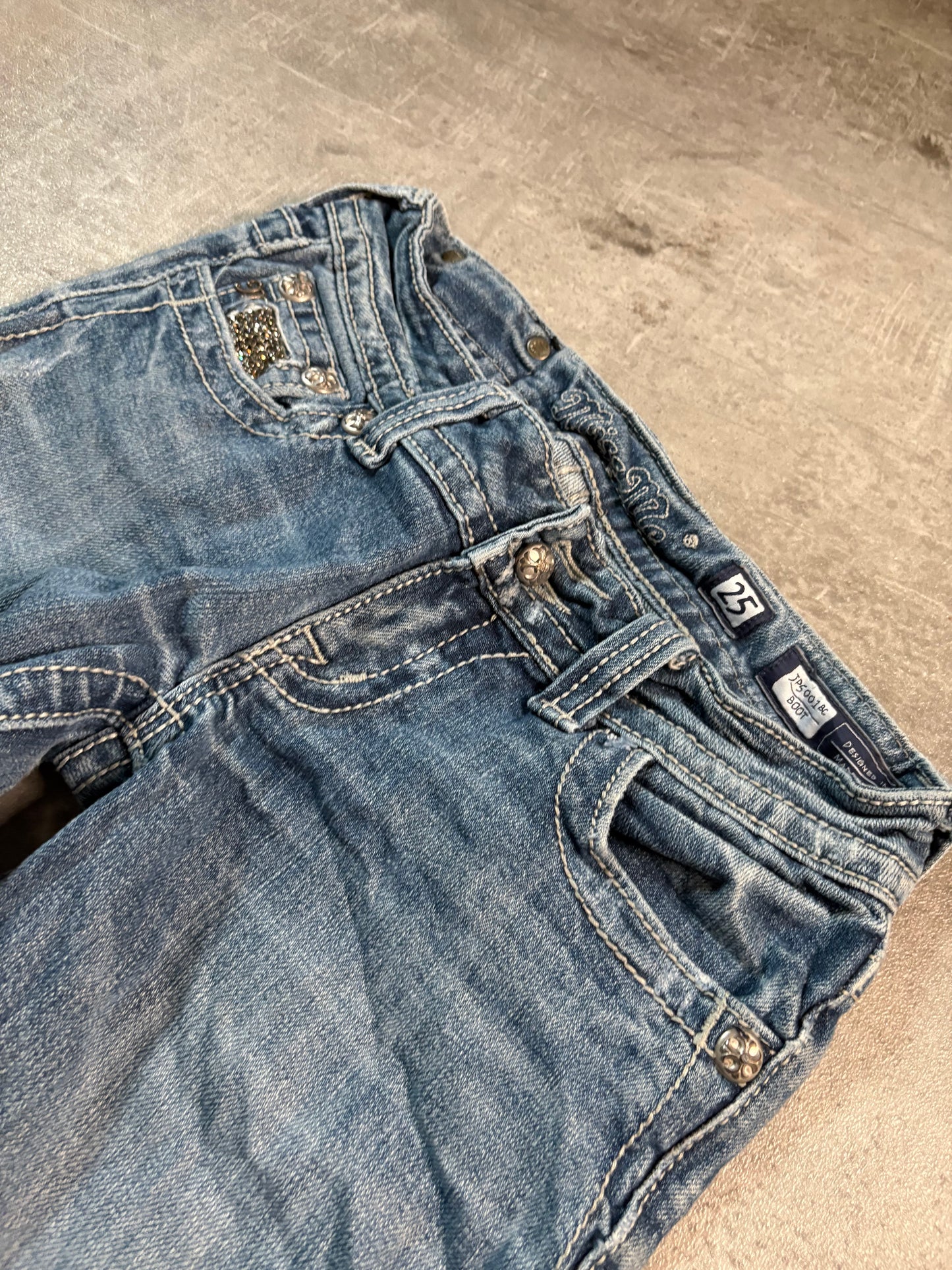 Miss me bootcut jeans / W25