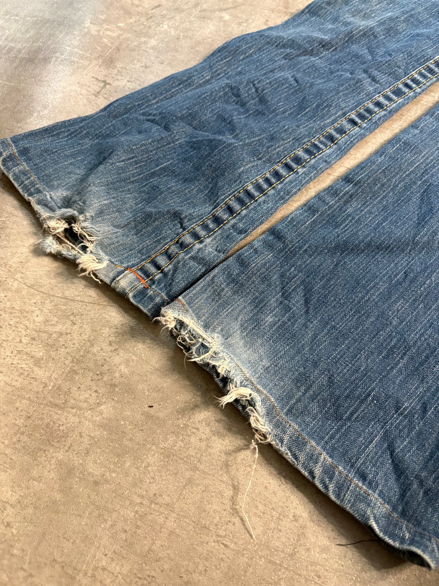 True Religion bootcut jeans / W25