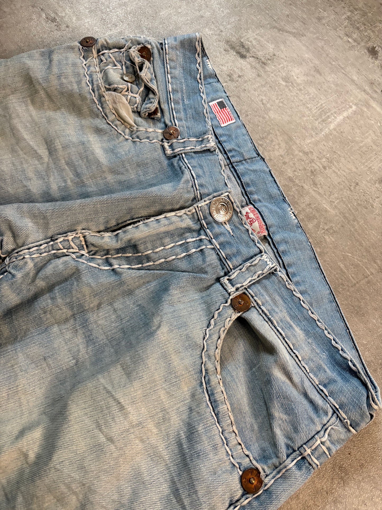 True Religion straight jeand / W32
