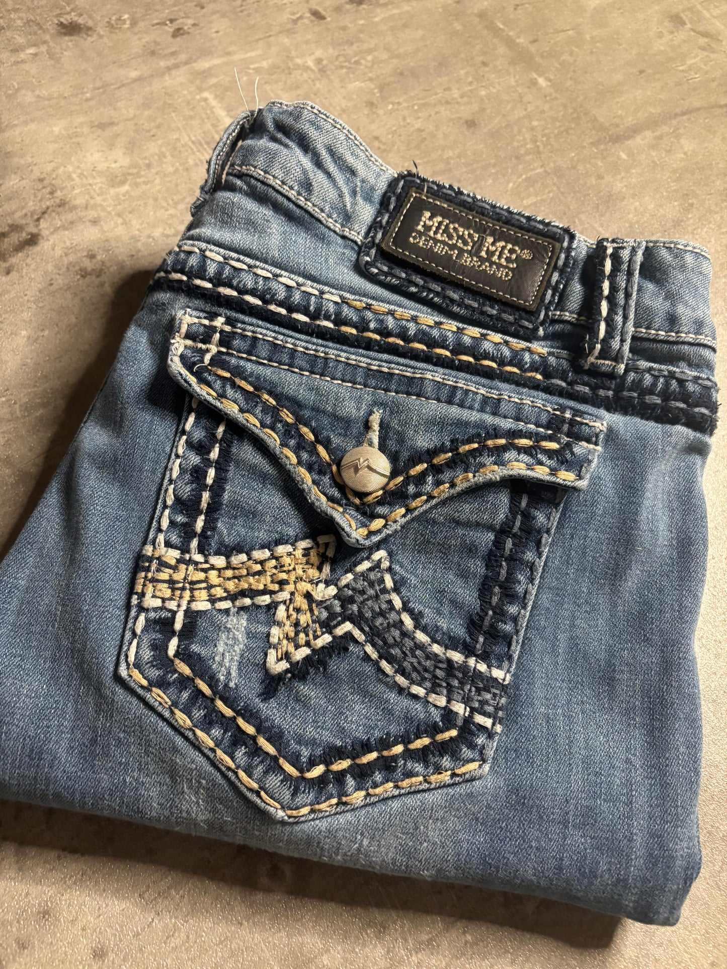 Miss Me bootcut jeans / W34