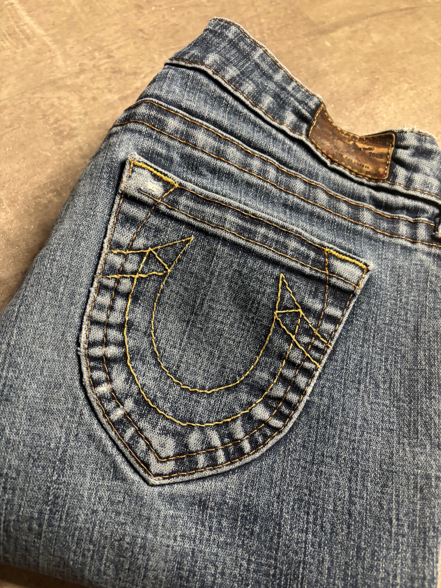 True religion straight jeans / W28