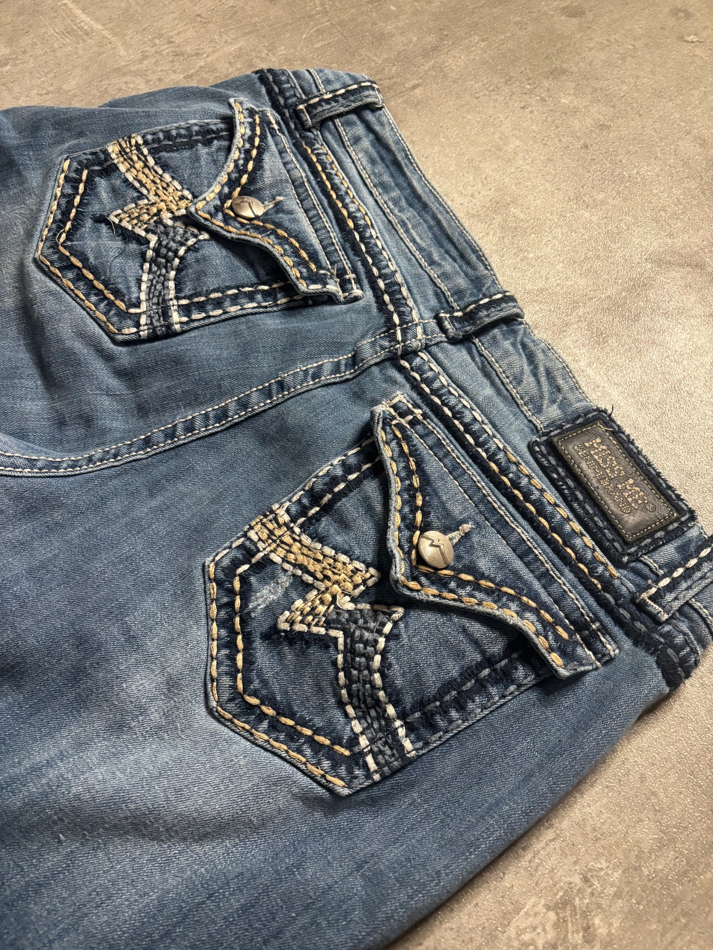 Miss Me bootcut jeans / W34