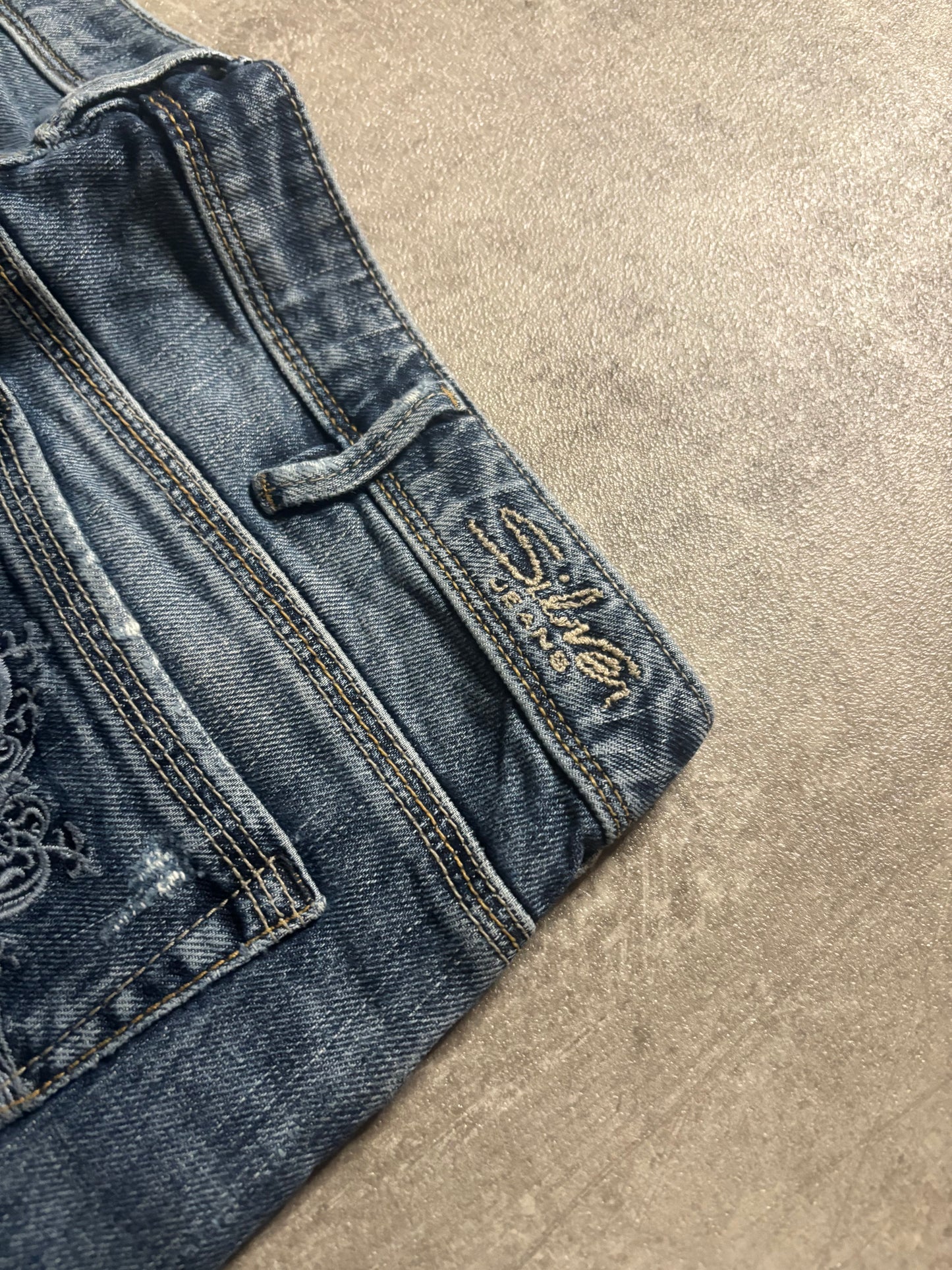 Silver bootcut jeans / L