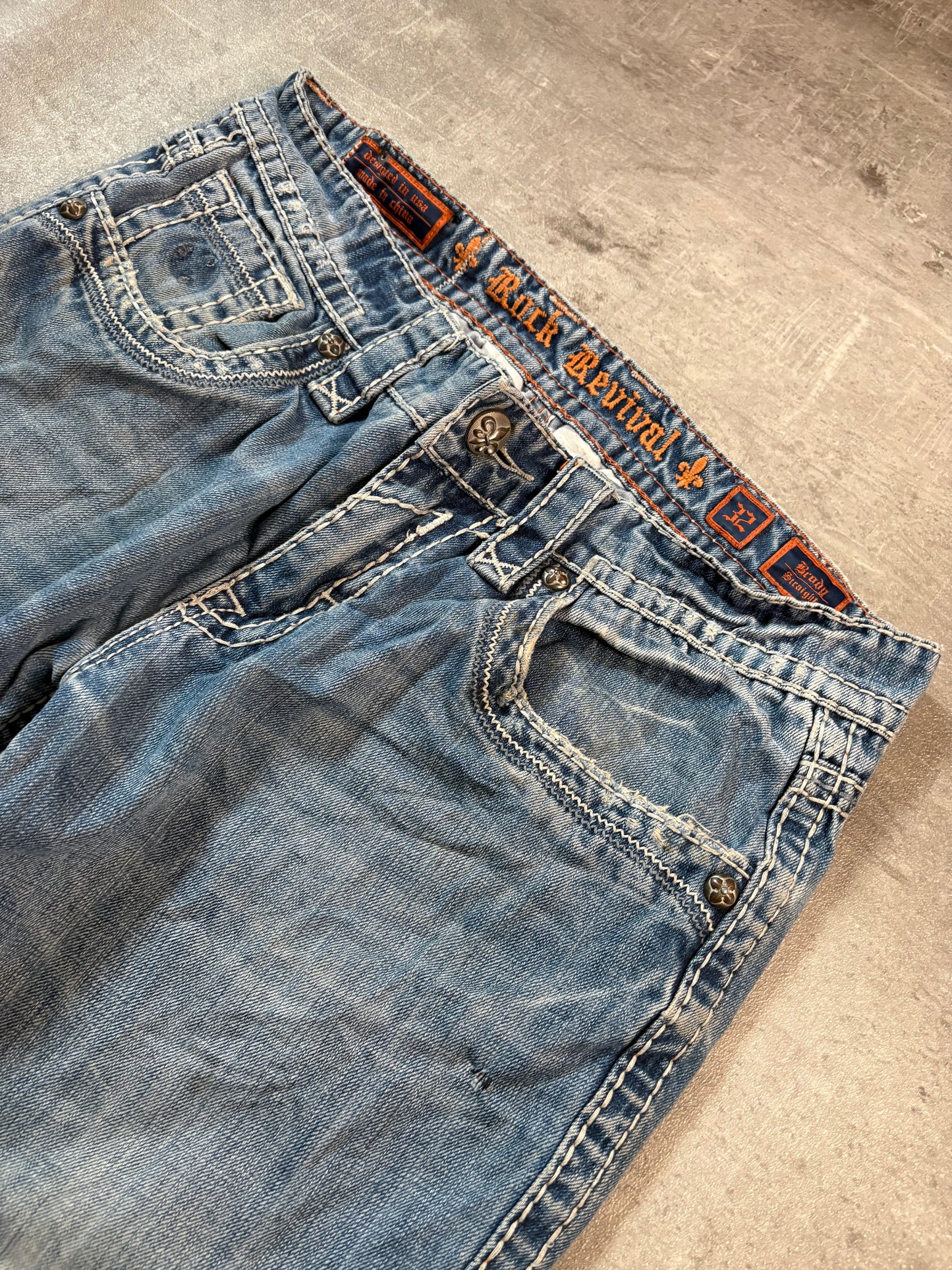 Rock Revival straight jeans / W32
